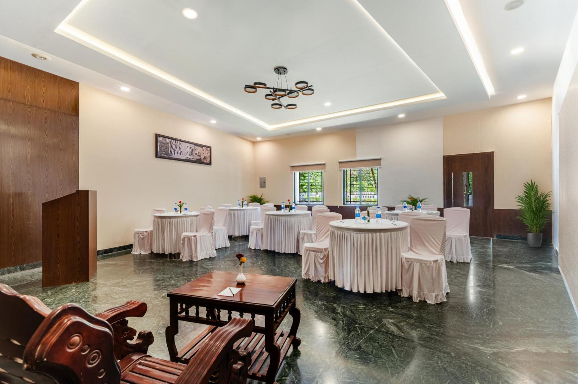 Sterling Arunai Anantha - Tiruvannāmalai Buitenkant foto