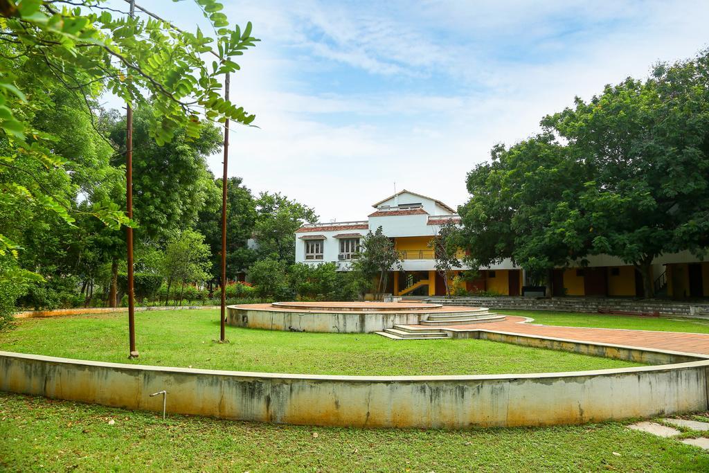 Sterling Arunai Anantha - Tiruvannāmalai Buitenkant foto
